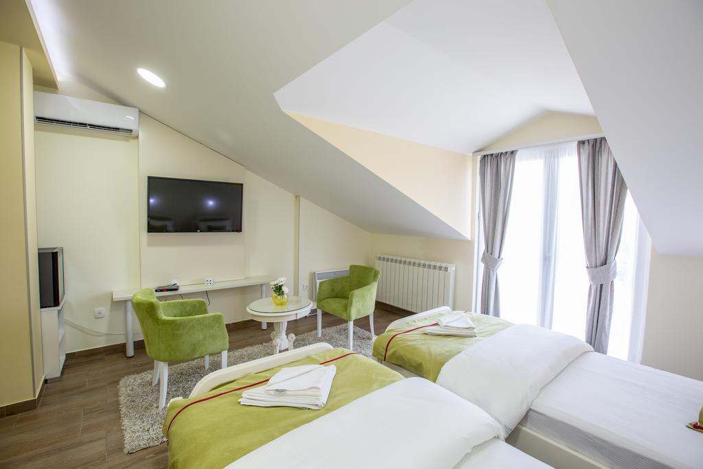 Apartmani Mg Нікшич Екстер'єр фото