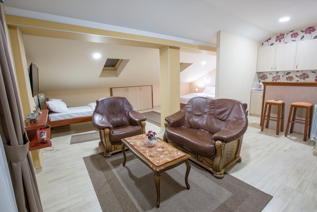 Apartmani Mg Нікшич Екстер'єр фото